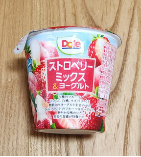 「Dole ストロベリーミックス＆ヨーグルト カップ170g」のクチコミ画像 by みにぃ321321さん