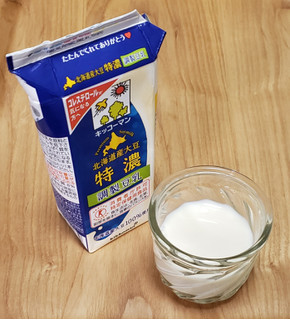 「キッコーマン 北海道産大豆 特濃調製豆乳 パック200ml」のクチコミ画像 by みにぃ321321さん