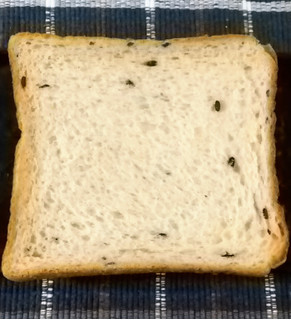 「Pasco 発芽玄米と黒米入り食パン 袋6枚」のクチコミ画像 by ピーまるさん