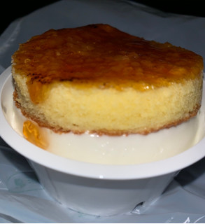 「ファミリーマート 4種チーズのブリュレチーズケーキ」のクチコミ画像 by おばけさんだぞさん