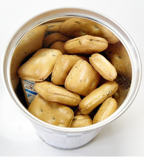 「SANRITSU カンパン 缶100g」のクチコミ画像 by コーンスナック好きさん