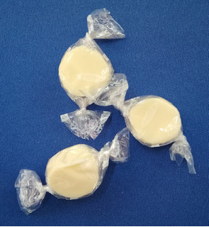 「北海道日高乳業 キャンディー モッツァレラ プロセスチーズ 袋6個」のクチコミ画像 by ちるおこぜさん