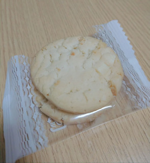 「森永製菓 ホワイトチョコチップクッキー 箱12枚」のクチコミ画像 by レビュアーさん