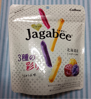 「カルビー ごほうびJagabee 3種の彩りうまみしお味 袋36g」のクチコミ画像 by hiro718163さん