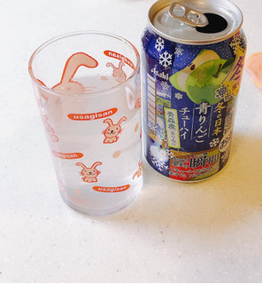 「アサヒ チューハイ果実の瞬間 青森産青りんご 缶350ml」のクチコミ画像 by ビーピィさん