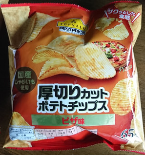 「トップバリュ ベストプライス 厚切りカット ポテトチップス ピザ味 袋65g」のクチコミ画像 by もぐりーさん