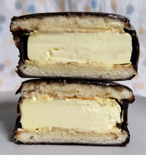 「ロッテ 生 チョコパイ ニューヨークチーズケーキ 袋1個」のクチコミ画像 by ゆるりむさん