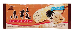 ファミリーマート 森永製菓 小枝アイスバー＜クッキー＆クリーム＞