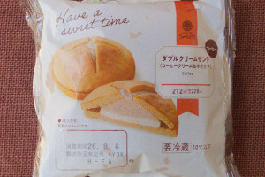 ホイップとコーヒークリームをコーヒー風味のふんわり生地でサンド。