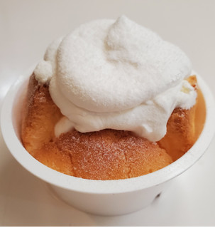 「ローソン Uchi Cafe’ おぼれクリームのチーズスフレケーキ」のクチコミ画像 by 花蓮4さん