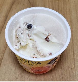 「ゴディバ カップアイス 蜂蜜アーモンドとチョコレートソース」のクチコミ画像 by みにぃ321321さん