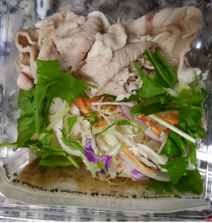 「ローソン たんぱく質が摂れる 豚しゃぶのパスタサラダ」のクチコミ画像 by おうちーママさん
