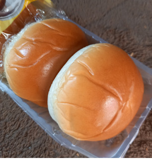 「ヤマザキ 薄皮 プリン風味クリームパン 袋5個」のクチコミ画像 by レビュアーさん