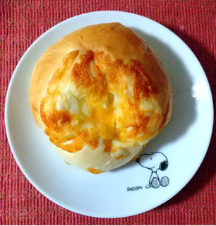 「第一パン 3種のチーズパン」のクチコミ画像 by ピーまるさん