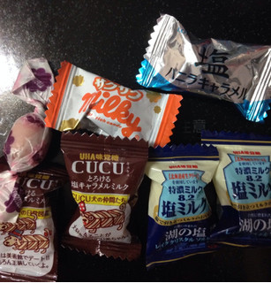 「UHA味覚糖 キュキュ とろける 塩キャラメルミルク 袋90g」のクチコミ画像 by めーぐーさん