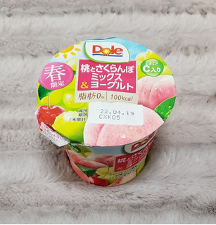 「Dole 桃とさくらんぼミックス＆ヨーグルト カップ180g」のクチコミ画像 by みにぃ321321さん