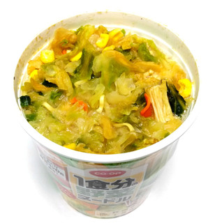 「コープ 1食分の野菜 ちゃんぽん風ヌードル カップ70g」のクチコミ画像 by つなさん
