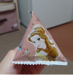 「森永製菓 パックンチョ チョコ プチパック ディズニープリンセスデザイン 袋90g」のクチコミ画像 by レビュアーさん