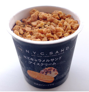 「N.Y.C.SAND キャラメルサンドアイスクリーム」のクチコミ画像 by くまプップさん