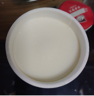 「中央製乳 フローズンヨーグルト カップ100ml」のクチコミ画像 by ももたろこさん