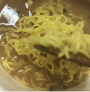「サンヨー食品 名店の味 天下一品京都濃厚鶏白湯 カップ134g」のクチコミ画像 by なでしこ5296さん