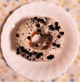 「ファミリーマート ファミマルBakery クッキークロワッサンドーナツ クッキークリーム」のクチコミ画像 by ゆるりむさん
