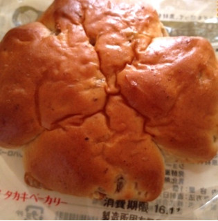 「タカキベーカリー くるみパン 袋1個」のクチコミ画像 by レビュアーさん