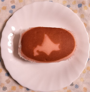 「ヤマザキ 北海道チーズ蒸しケーキ あまおう苺 袋1個」のクチコミ画像 by ゆるりむさん