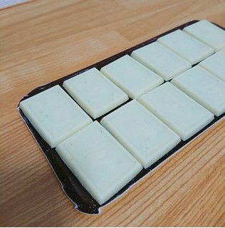 「ブルボン アルフォートミニチョコレート バニラホワイト 箱12個」のクチコミ画像 by レビュアーさん