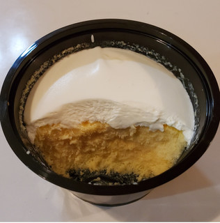 「ローソン Uchi Cafe’ まぜまぜとろりんチーズケーキ」のクチコミ画像 by 花蓮4さん