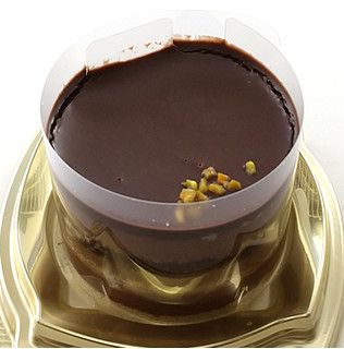 「ファミリーマート コーヒー香るショコラケーキ」のクチコミ画像 by くまプップさん