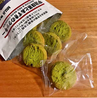 「無印良品 宇治抹茶とあずきのクッキー 袋12個」のクチコミ画像 by もみぃさん