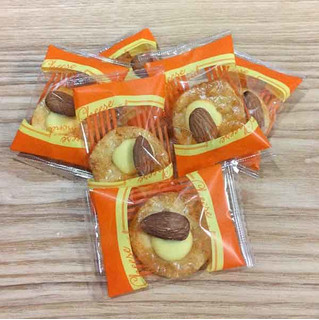 「三幸製菓 チーズアーモンド 袋16枚」のクチコミ画像 by もみぃさん