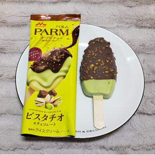 「森永 PARM ダブルチョコ ピスタチオ＆ラズベリーショコラ 袋80ml」のクチコミ画像 by みにぃ321321さん