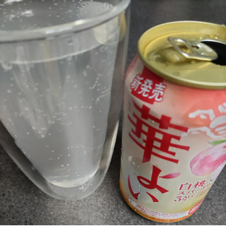 「KIRIN 華よい 白桃スパークリング 缶350ml」のクチコミ画像 by ぎんなんさん