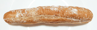 「ウェルシア からだwelcia 国産大麦粉を使ったフランスパン 生チョコクリーム 袋1個」のクチコミ画像 by つなさん