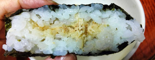 「まいばすけっと 有明海産海苔使用 おにぎりツナマヨネーズ」のクチコミ画像 by おうちーママさん