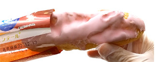 「モンテール 小さな洋菓子店 苺ショートケーキのエクレア 袋1個」のクチコミ画像 by くまプップさん