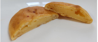 「ヤマザキ BAKE ONE もっちり食感のチーズパン 袋4個」のクチコミ画像 by はるなつひさん