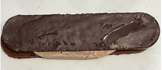 「ヤマザキ 生チョコクッキーサンド 袋1個」のクチコミ画像 by パン太郎さん