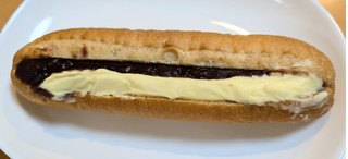「ヤマザキ たっぷりあんバターフランスパン 1個」のクチコミ画像 by はるなつひさん