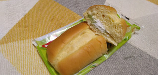 「第一パン ピスタチオクリーム＆ホイップ」のクチコミ画像 by やっぺさん