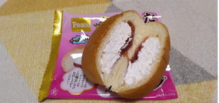「Pasco たっぷりホイップジャムパン ホイップクリーム10％増量 袋1個」のクチコミ画像 by やっぺさん