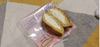 「ローソン Uchi Cafe’ × Milk どらもっち」のクチコミ画像 by やっぺさん