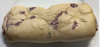 「第一パン クランベリーチーズ」のクチコミ画像 by 骨なしスケルトンさん