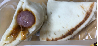 「ニッポンハム もちもちした食感のナーンドッグ とろけるチーズ＆カレー パック3個」のクチコミ画像 by なでしこ5296さん
