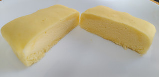 「ファミリーマート ファミマ・ベーカリー 濃い味チーズケーキ」のクチコミ画像 by はるなつひさん