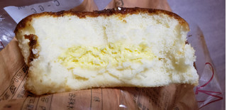 「ローソン ざらめのフワジュワケーキ 北海道産牛乳使用」のクチコミ画像 by はまポチさん