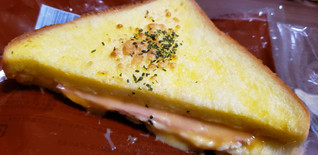 「ローソン フレンチトーストハムチーズ」のクチコミ画像 by はまポチさん