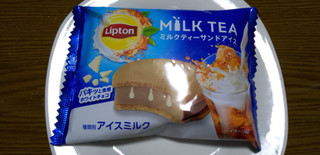 「リプトン ミルクティーサンドアイス 袋75ml」のクチコミ画像 by 奈美子さん